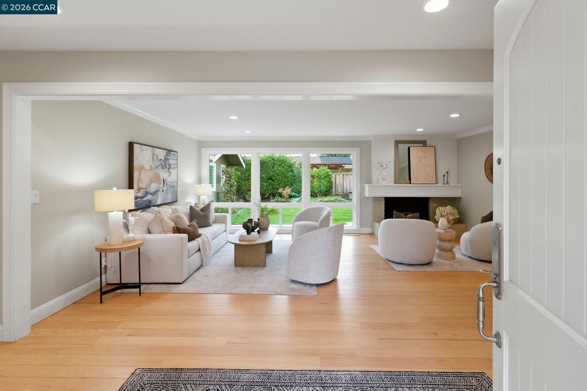 1011 Del Rio Way Moraga, CA 94556 - Photo 4 of 59