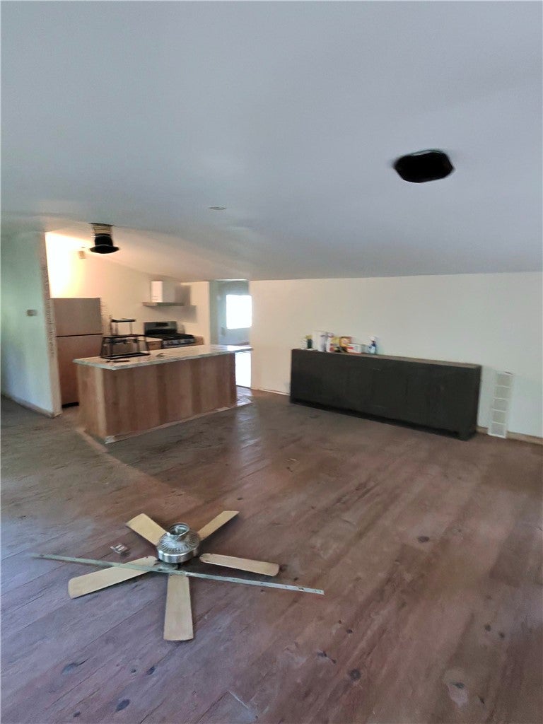 5535 East 2950 N Road Potomac, IL 61865 - Photo 11 of 23 Gallery Image 11
