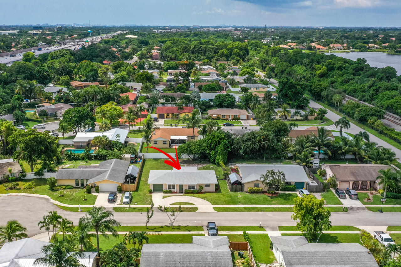 1760 Southwest 10th Street Boca Raton, FL 33486 - Photo 27 of 32 029-1760Southwest10thStreet-BocaRaton-FL