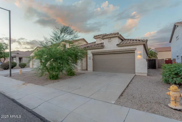 $1,750 | 17242 West Marshall Lane, Surprise, AZ 85388