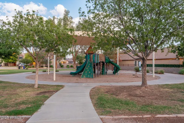 $1,750 | 17242 West Marshall Lane, Surprise, AZ 85388