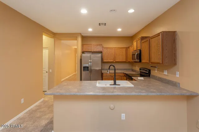 $1,750 | 17242 West Marshall Lane, Surprise, AZ 85388