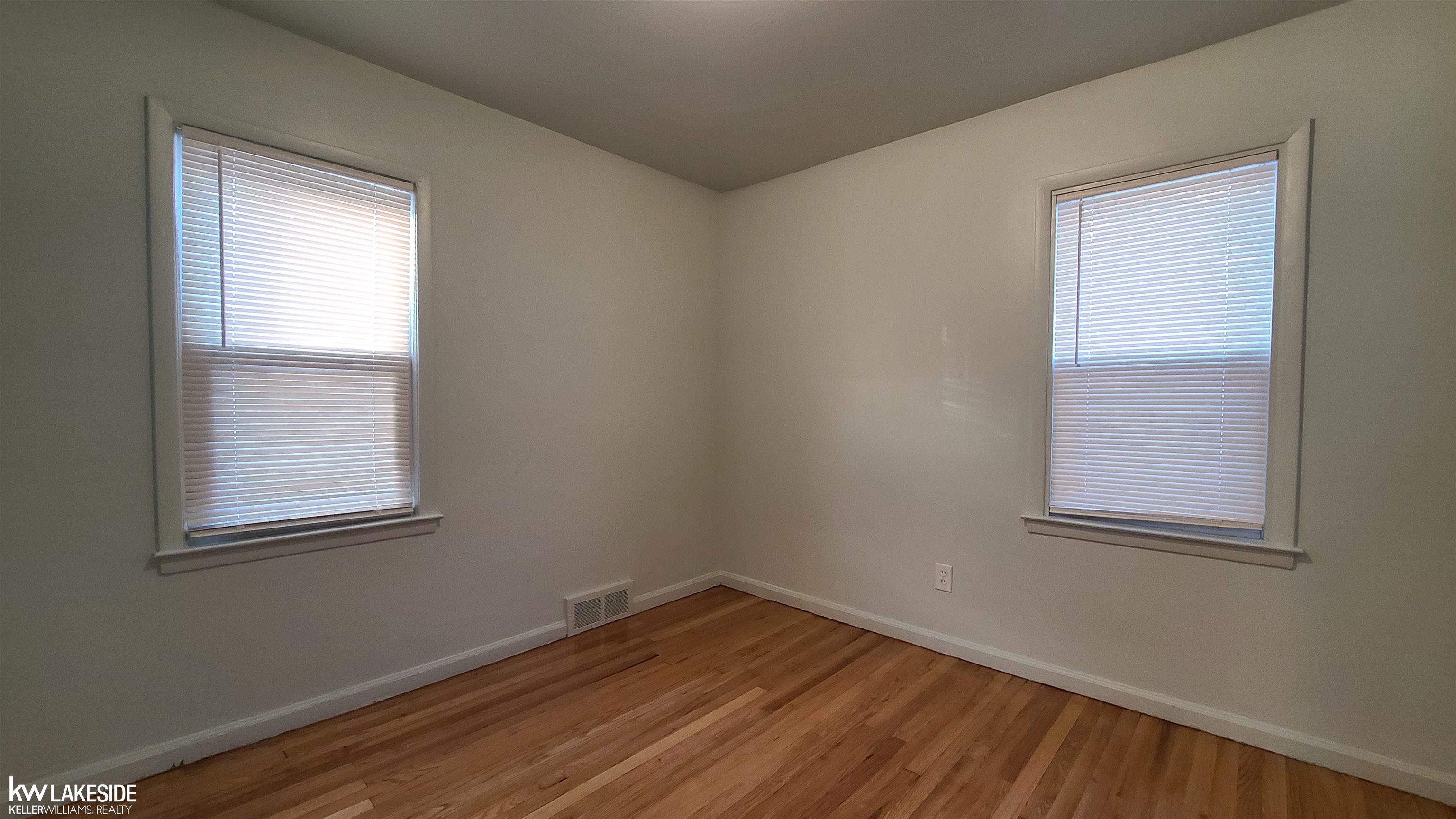 21247 Newcastle Road Harper Woods, MI 48225 - Photo 21 of 34