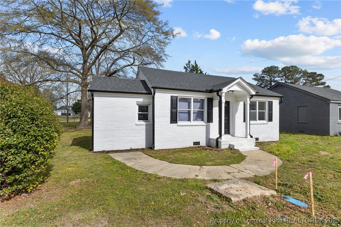 111 Spring Branch Road Dunn, NC 28334 - Photo 3 of 14 Gallery Image 3
