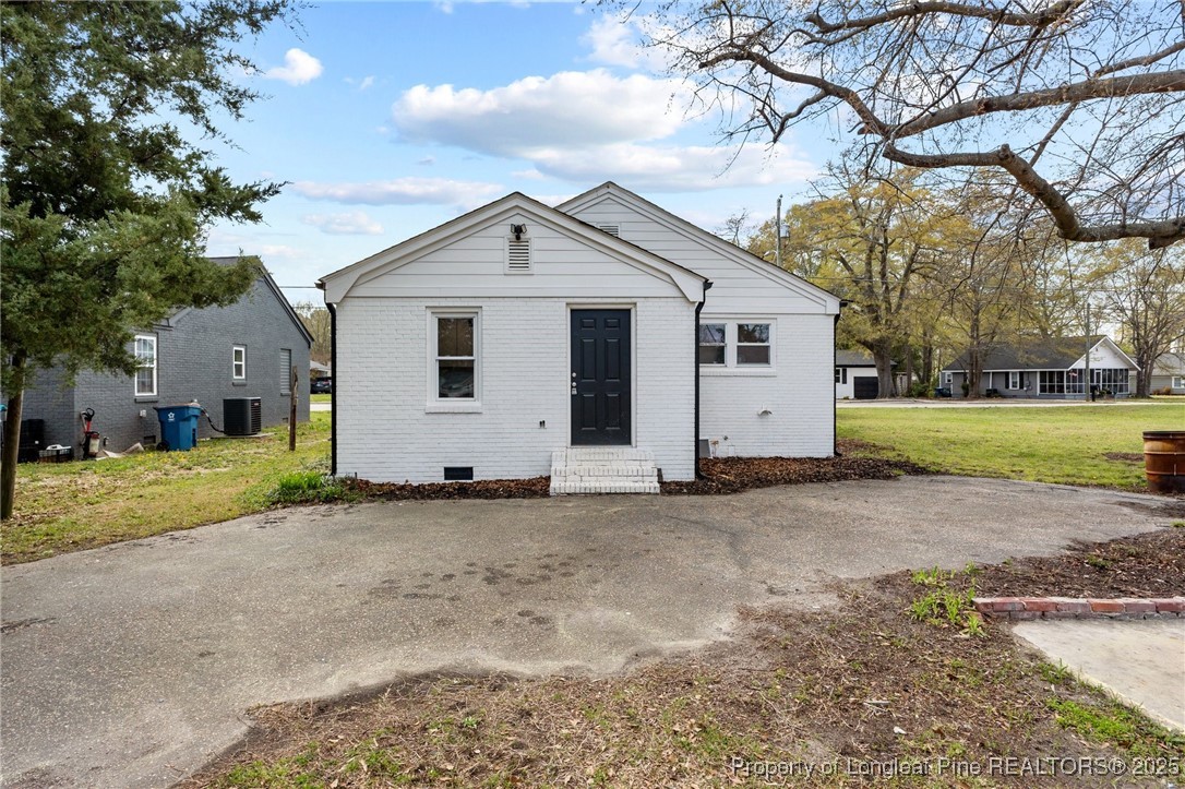 111 Spring Branch Road Dunn, NC 28334 - Photo 6 of 14 Gallery Image 6