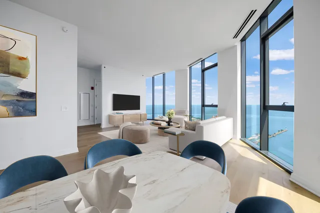 $2,995,000 | 211 North Harbor Drive, Unit 4401, Chicago, IL 60601