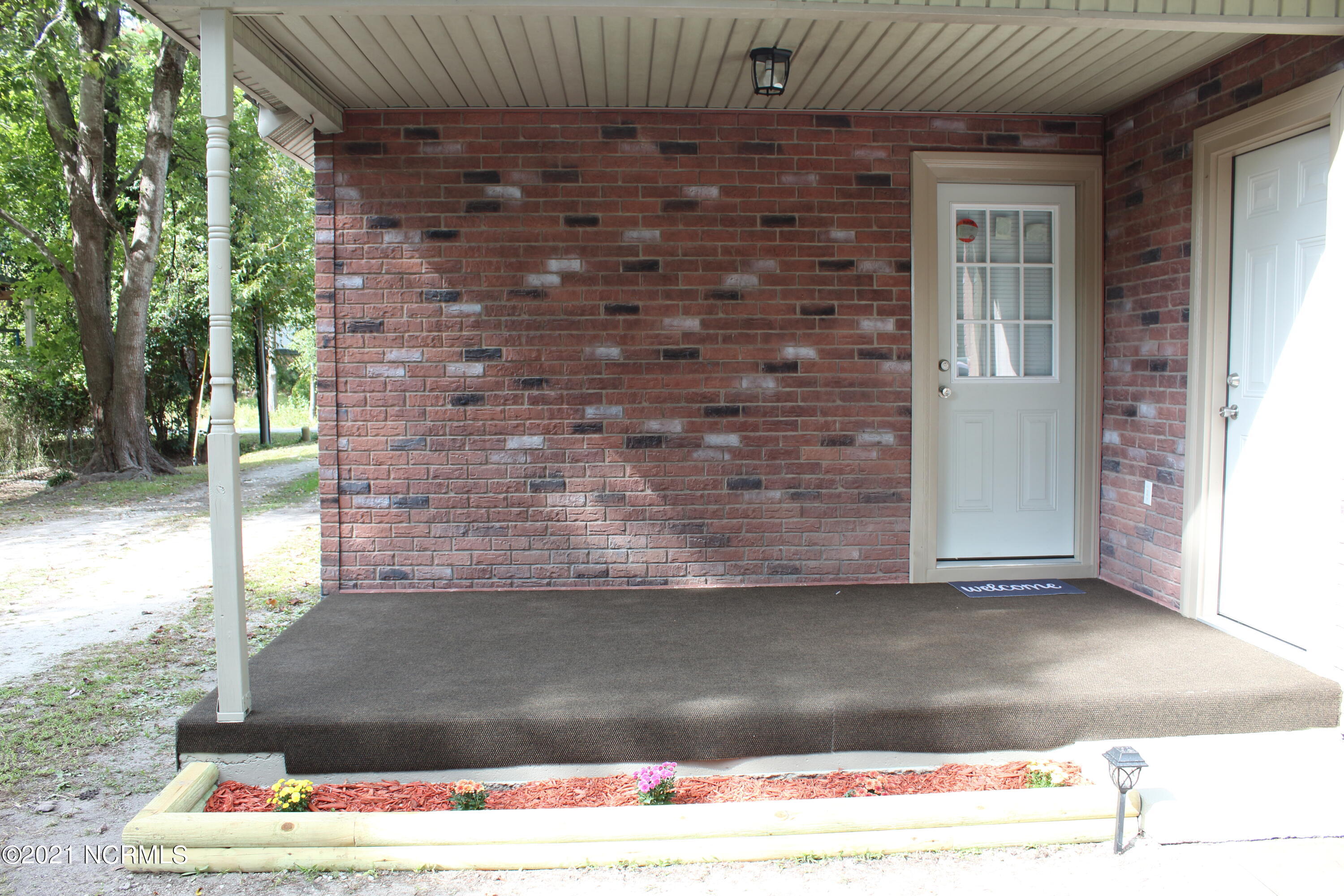 311 Green Springs Road New Bern, NC 28560 - Photo 14 of 14 Back porch
