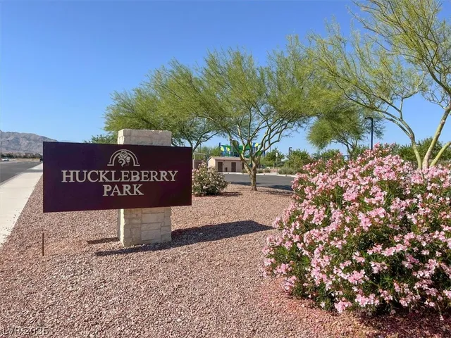 $439,999 | 10668 Mt Jefferson Avenue, Las Vegas, NV 89166