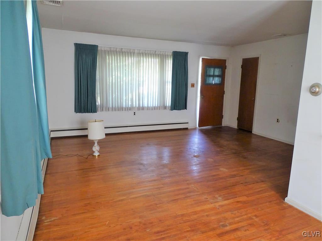 1467 Exeter Road Allentown, PA 18103 - Photo 9 of 23 Gallery Image 9