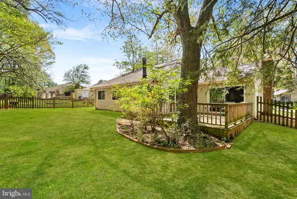 $598,895 | 14 Middleton Lane, Sterling, VA 20164