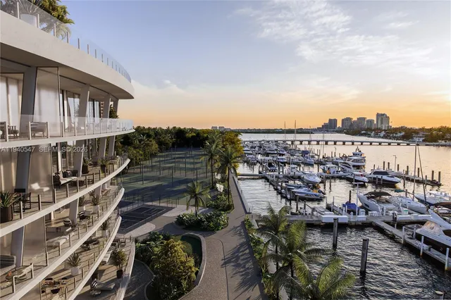 $21,300,000 | 5 Grove Isle Drive, Unit PHL05, Coconut Grove, FL 33133
