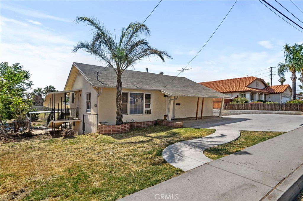 1075 North Rancho Avenue Colton, CA 92324 - Photo 1 of 1 Welcome Home!
