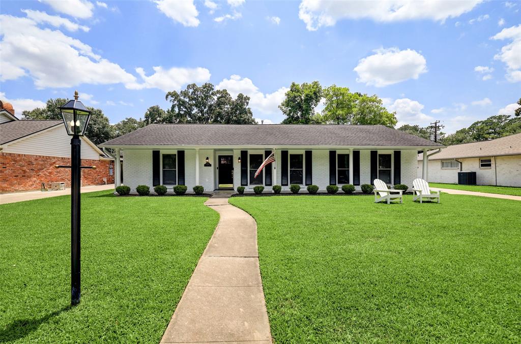 10707 Chevy Chase Drive, Houston, TX 77042 Compass