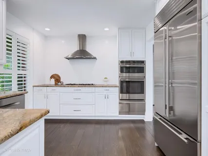 $1,250,000 | 1324 Laurie Lane, Burr Ridge, IL 60527
