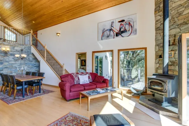 $985,000 | 1280 Highway 20, Upper Lake, CA 95485