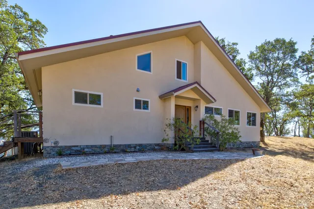 $985,000 | 1280 Highway 20, Upper Lake, CA 95485