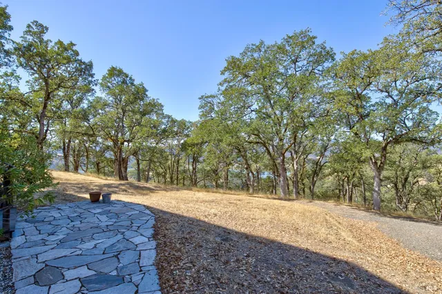 $985,000 | 1280 Highway 20, Upper Lake, CA 95485