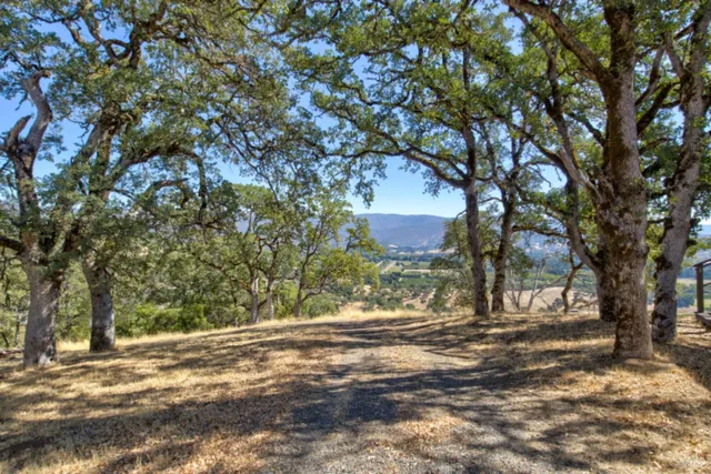 $985,000 | 1280 Highway 20, Upper Lake, CA 95485