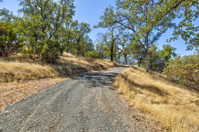 $985,000 | 1280 Highway 20, Upper Lake, CA 95485