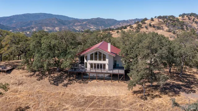 $985,000 | 1280 Highway 20, Upper Lake, CA 95485