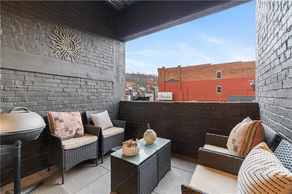 $4,000 | 2545 Penn Avenue, Unit 208, Pittsburgh, PA 15222