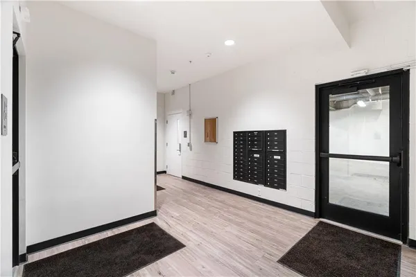 $4,000 | 2545 Penn Avenue, Unit 208, Pittsburgh, PA 15222