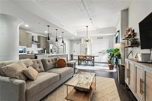 $4,000 | 2545 Penn Avenue, Unit 208, Pittsburgh, PA 15222