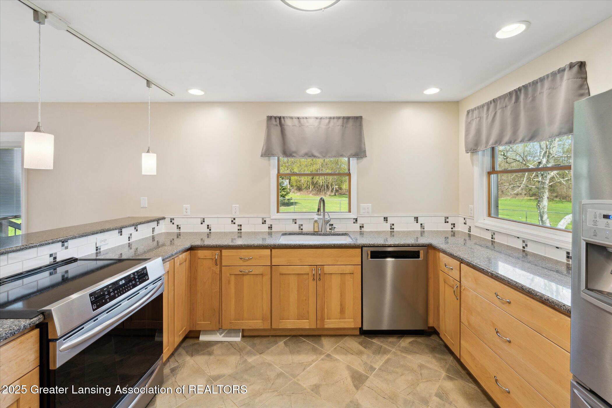 465 Creyts Road Dimondale, MI 48821 - Photo 15 of 43 15-465-Creyts-Rd-Dimondale-MI-48821-Wind