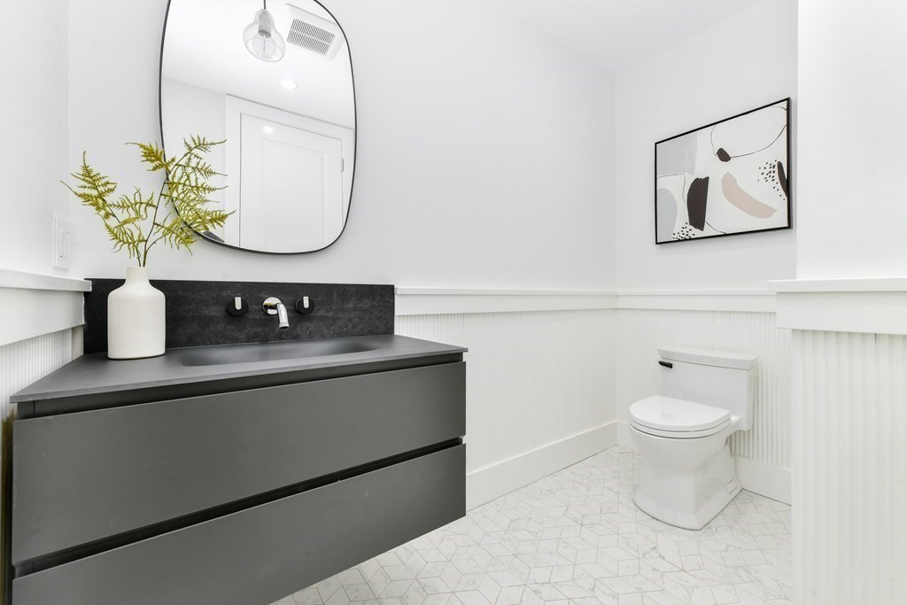 97 Farragut Road, Unit 1 Boston, MA 02127 - Photo 16 of 37