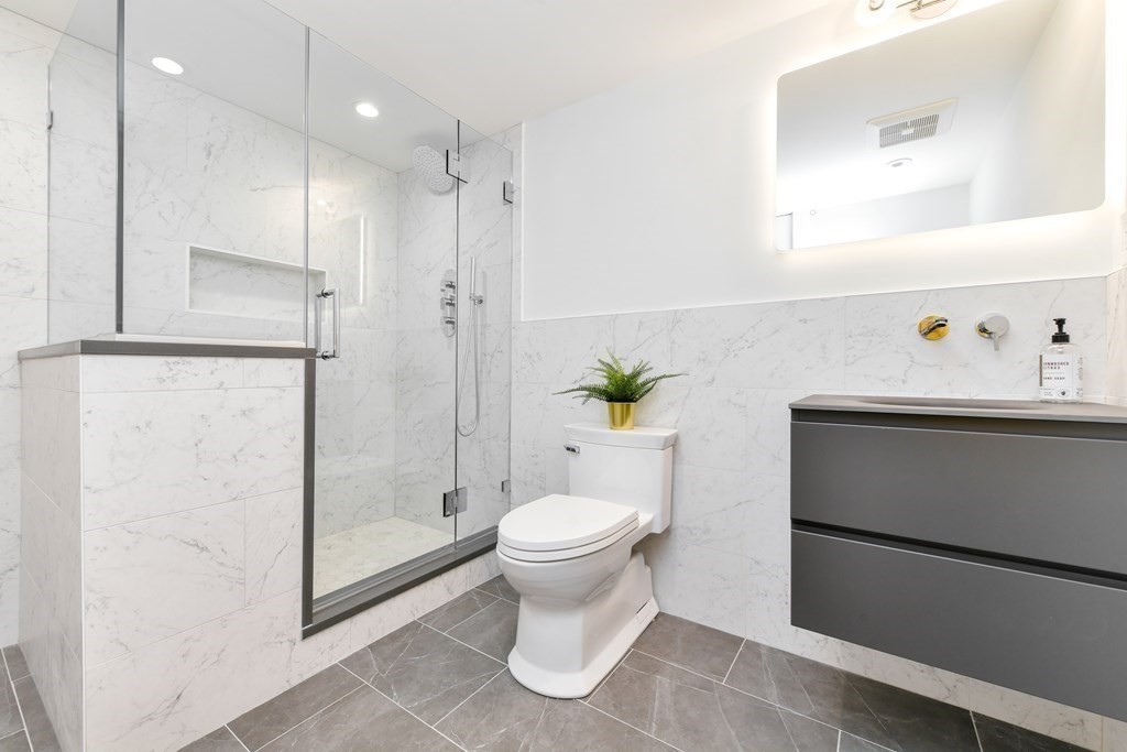 97 Farragut Road, Unit 1 Boston, MA 02127 - Photo 27 of 37