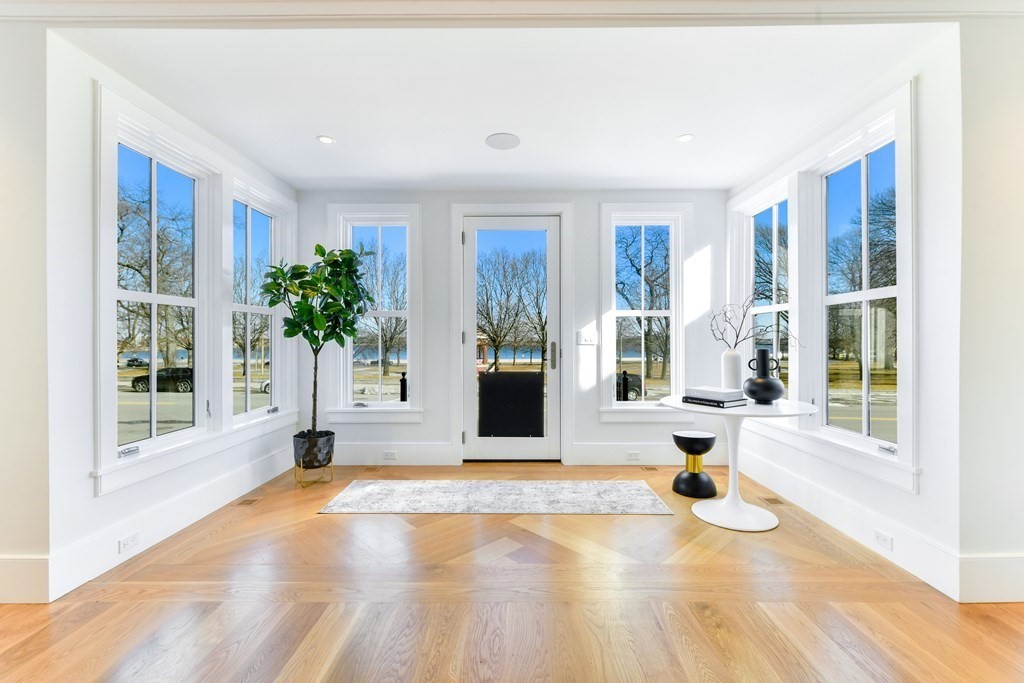 97 Farragut Road, Unit 1 Boston, MA 02127 - Photo 3 of 37