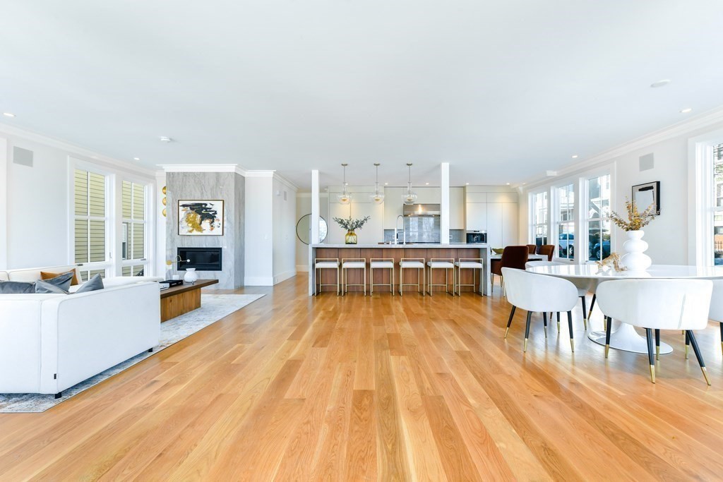 97 Farragut Road, Unit 1 Boston, MA 02127 - Photo 4 of 37