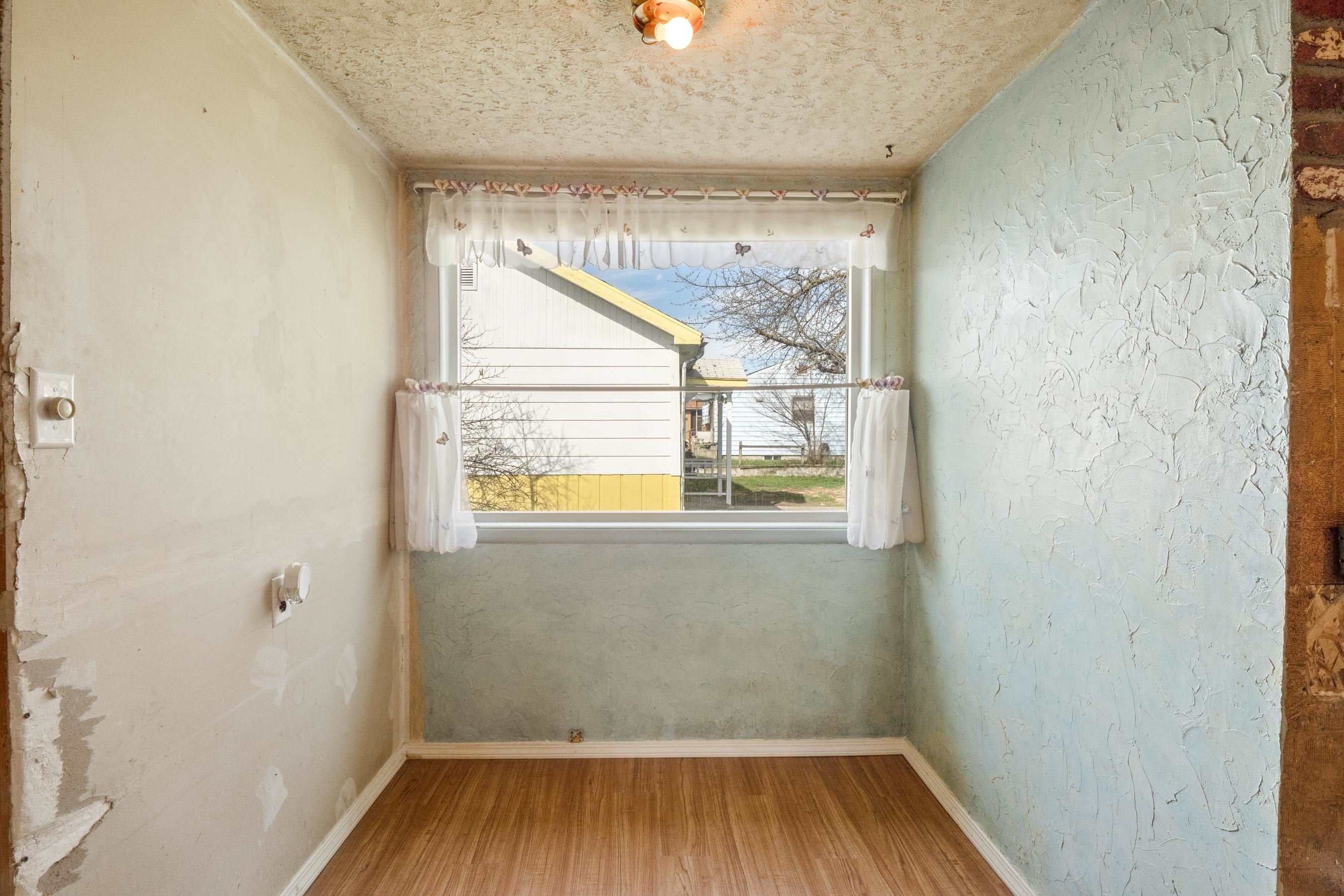 1230 East Longfellow Avenue Spokane, WA 99207 - Photo 14 of 29