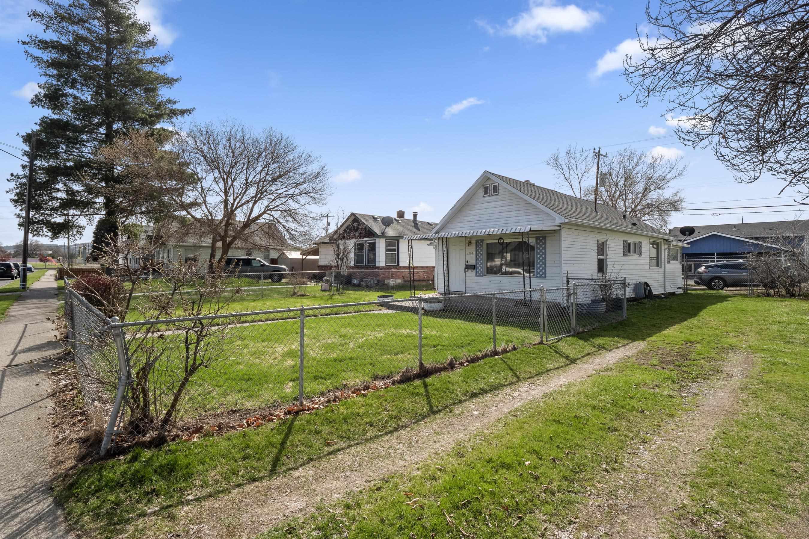 1230 East Longfellow Avenue Spokane, WA 99207 - Photo 4 of 29