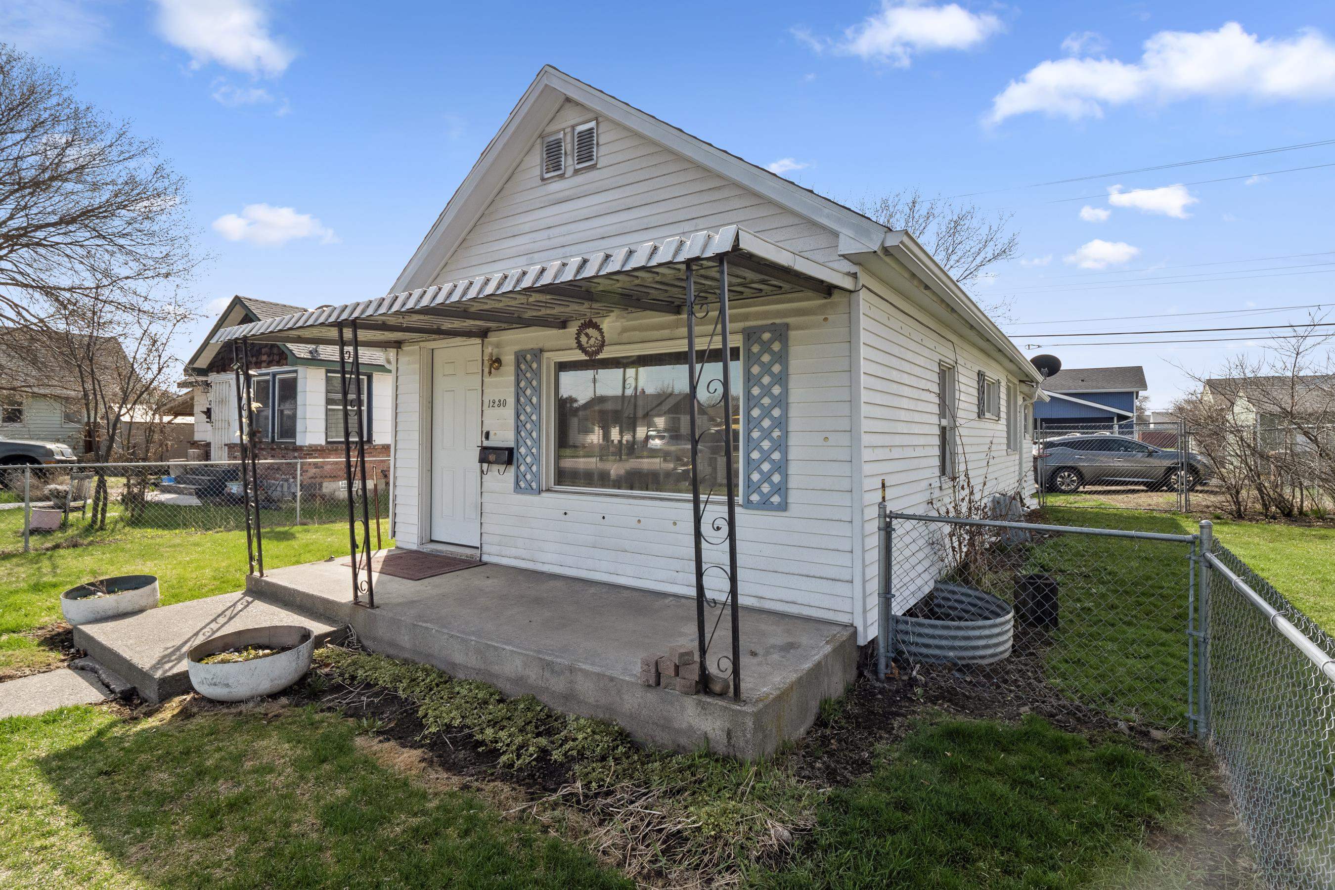 1230 East Longfellow Avenue Spokane, WA 99207 - Photo 6 of 29