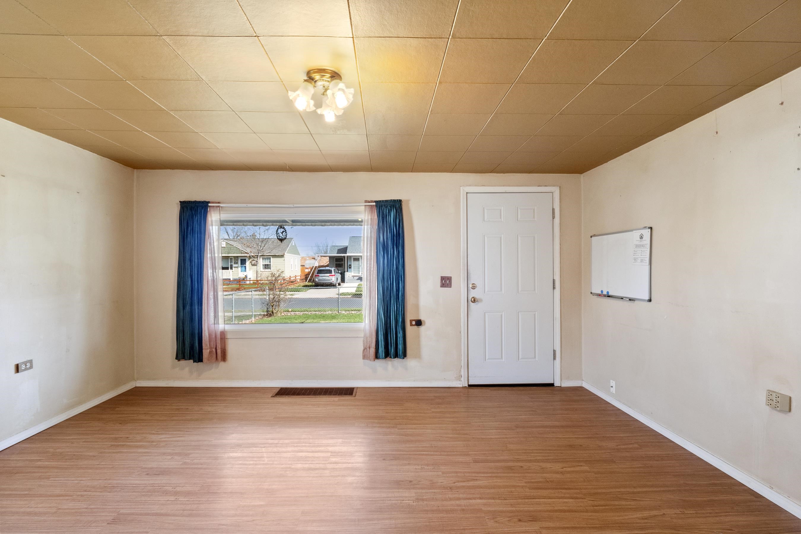 1230 East Longfellow Avenue Spokane, WA 99207 - Photo 10 of 29