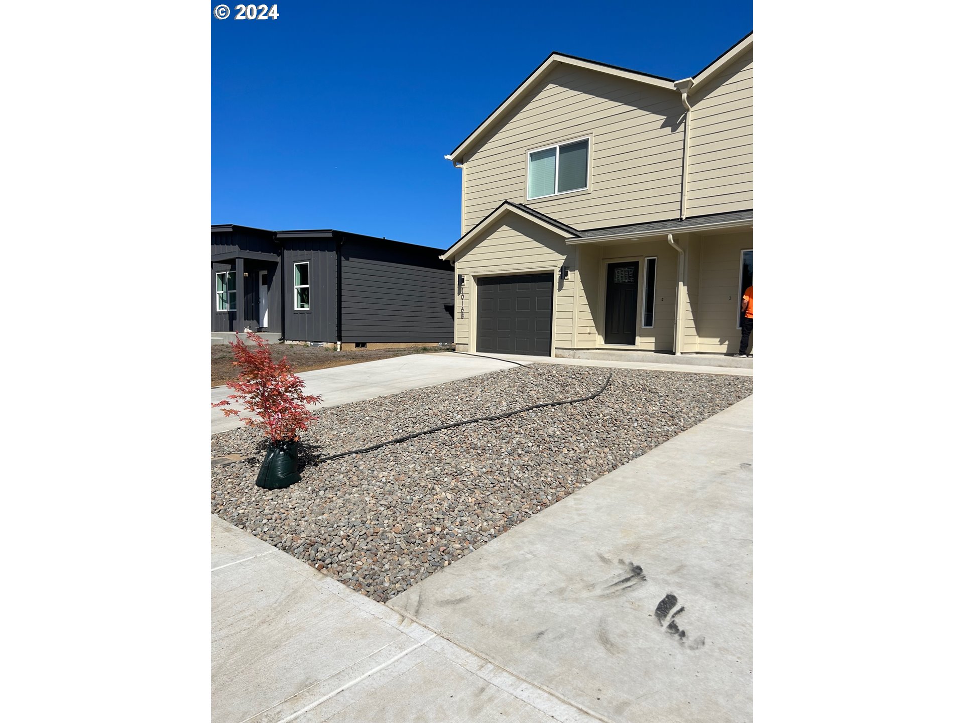 1016 Peach Road Winlock, WA 98596 - Photo 3 of 43 a view of a house with a yard