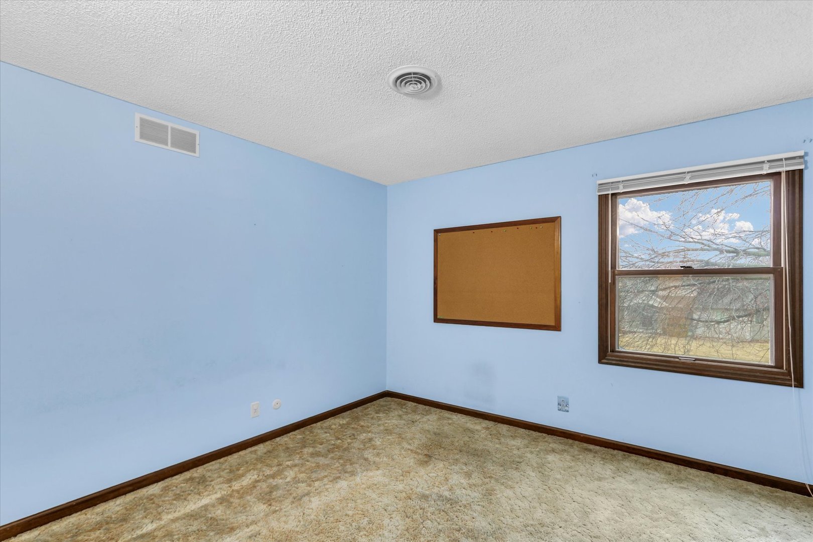 1914 Trout Valley Road Champaign, IL 61822 - Photo 26 of 40 Gallery Image 26
