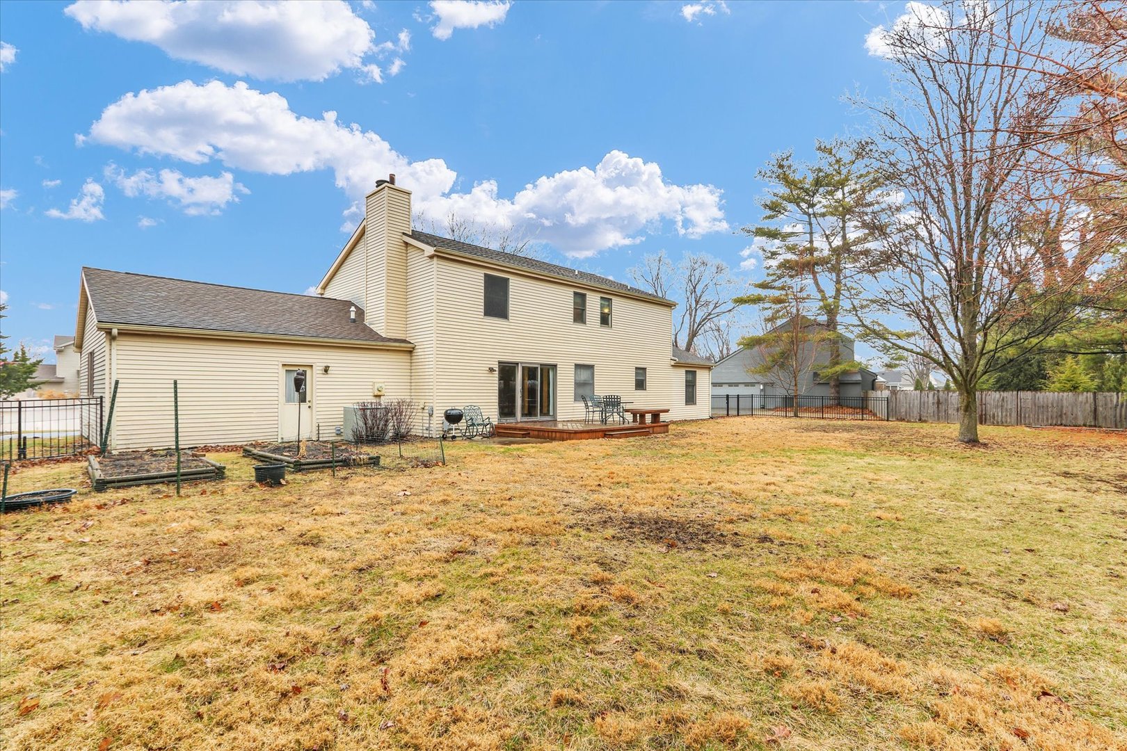1914 Trout Valley Road Champaign, IL 61822 - Photo 36 of 40 Gallery Image 36
