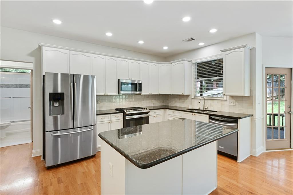 1643 Reserve Circle Decatur, GA 30033 - Photo 21 of 62