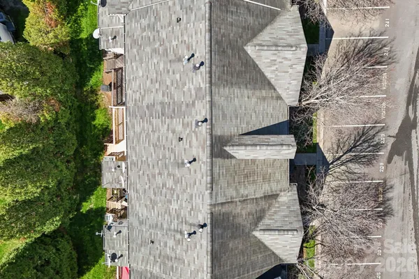 a bird view of a bathroom