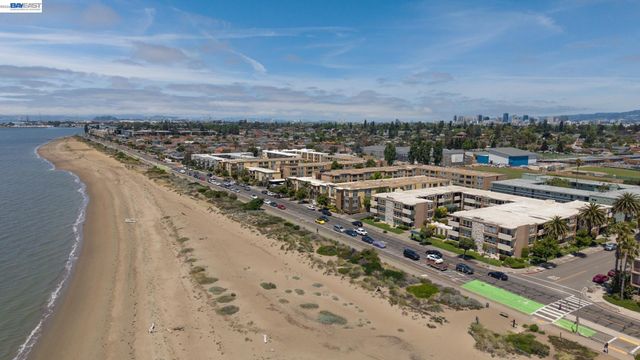 $397,000 | 1825 Shore Line Drive, Unit 108, Alameda, CA 94501