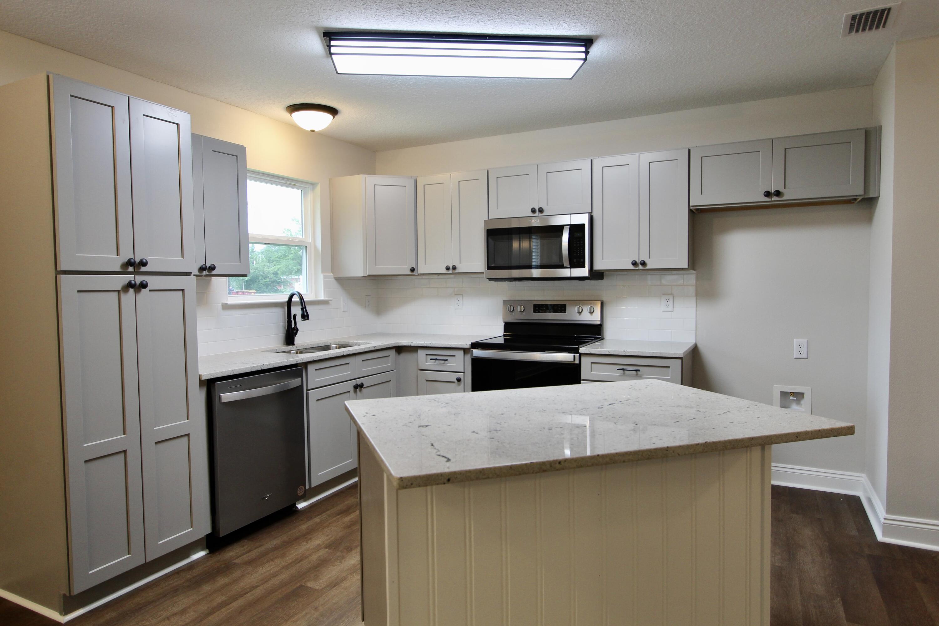 5312 Kervin Road Crestview, FL 32539 - Photo 5 of 24 5D54B799-9A49-4CD8-9376-55076606BA5D_1_2