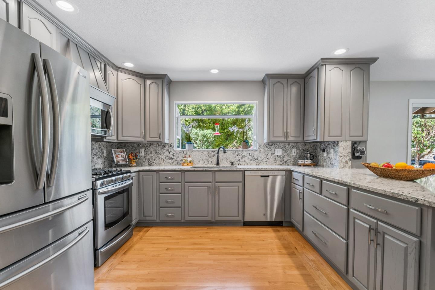 91 Mountain View Road Santa Cruz, CA 95065 - Photo 14 of 72 Gallery Image 14