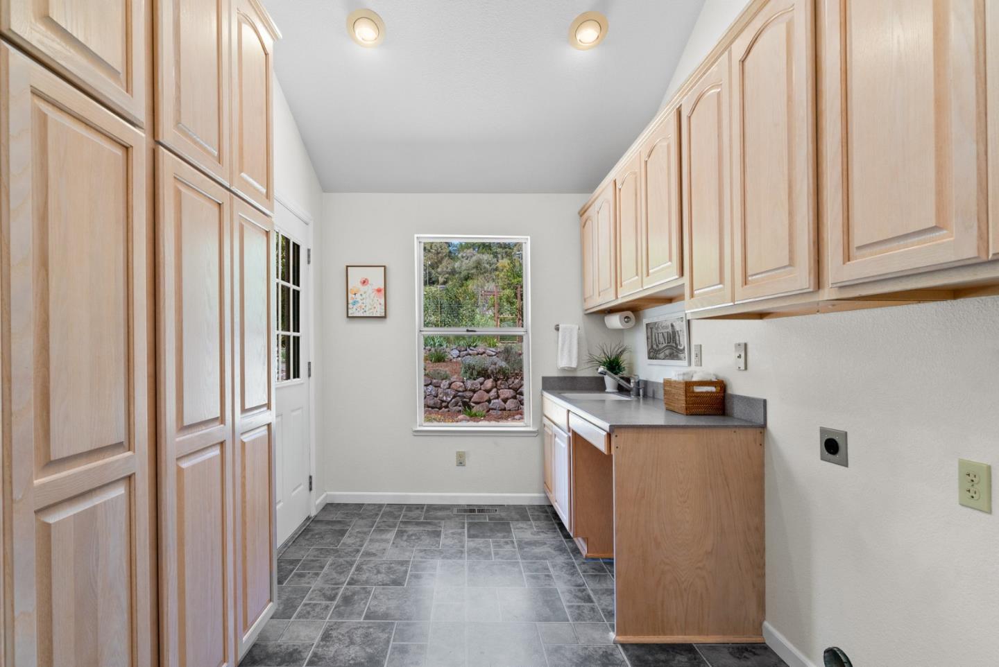 91 Mountain View Road Santa Cruz, CA 95065 - Photo 44 of 72 Gallery Image 44