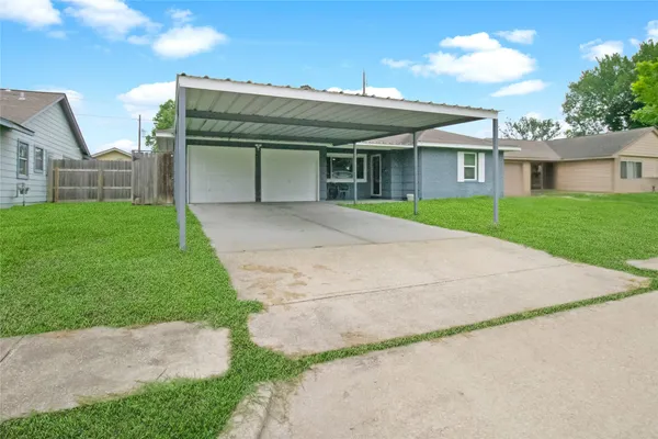 $195,000 | 1801 Beusch Drive, Pasadena, TX 77502