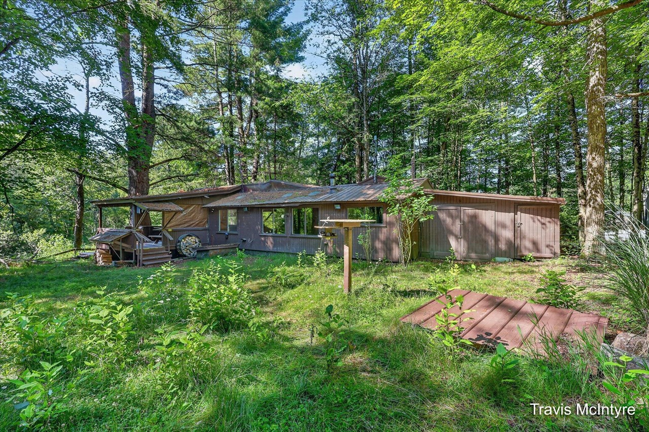 23473 17 Mile Road Leroy, MI 49655 - Photo 3 of 30