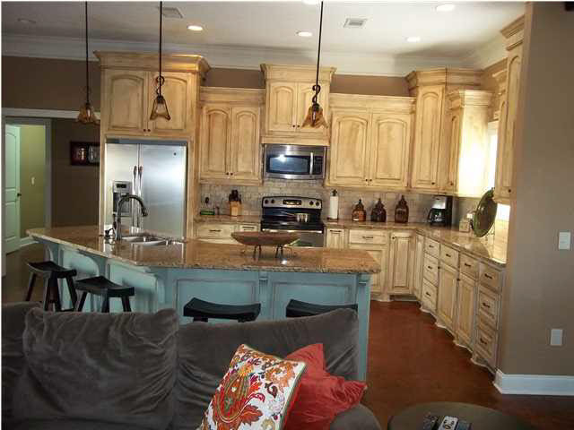 166 H Dear Road Harrisville, MS 39082 - Photo 4 of 21 kitchen