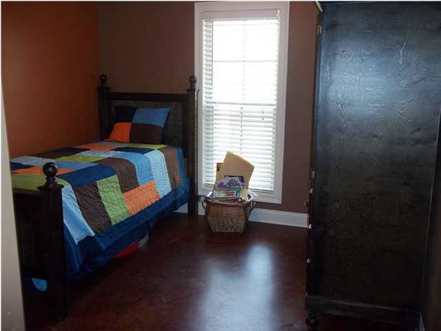 166 H Dear Road Harrisville, MS 39082 - Photo 7 of 21 Guess bedroom