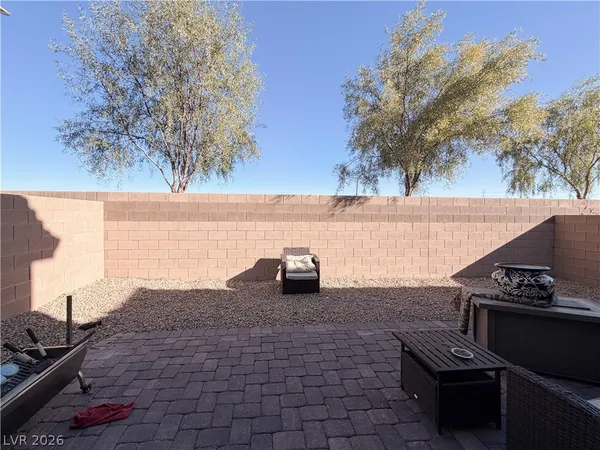 $2,590 | 7008 Dandelion Park Avenue, Las Vegas, NV 89113